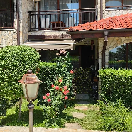 Apartament влас комплекс амфора , студио 704 *